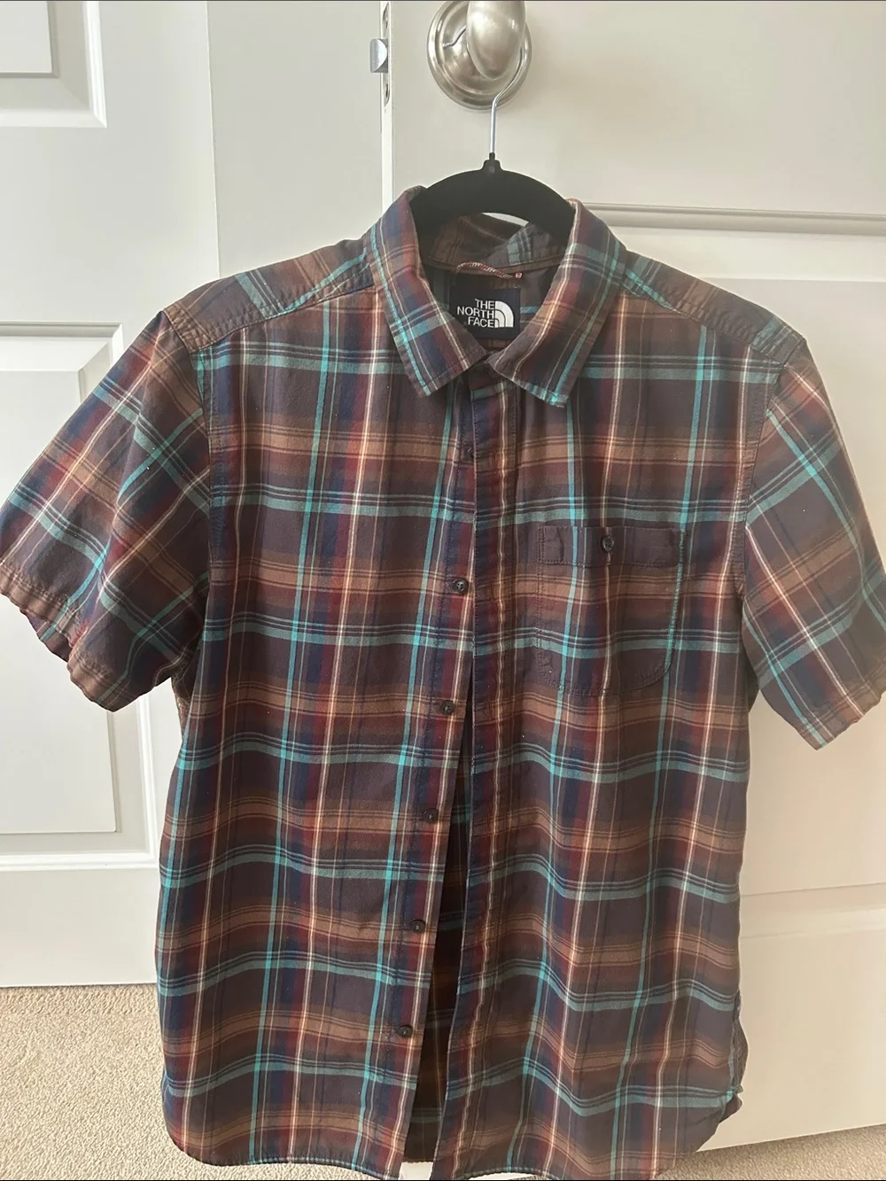 The North Face Brown & Turquoise Plaid Short-Sleeve Button-Up Shirt